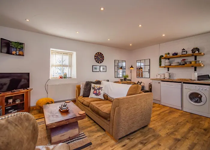 Cosy Farm Conversion In The Heart Of Pembrokeshire